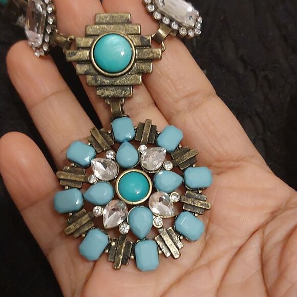 Faux Turquoise Rhinestones and Brass Tone Mixed Media Boho Statement Necklace - Picture 4 of 7